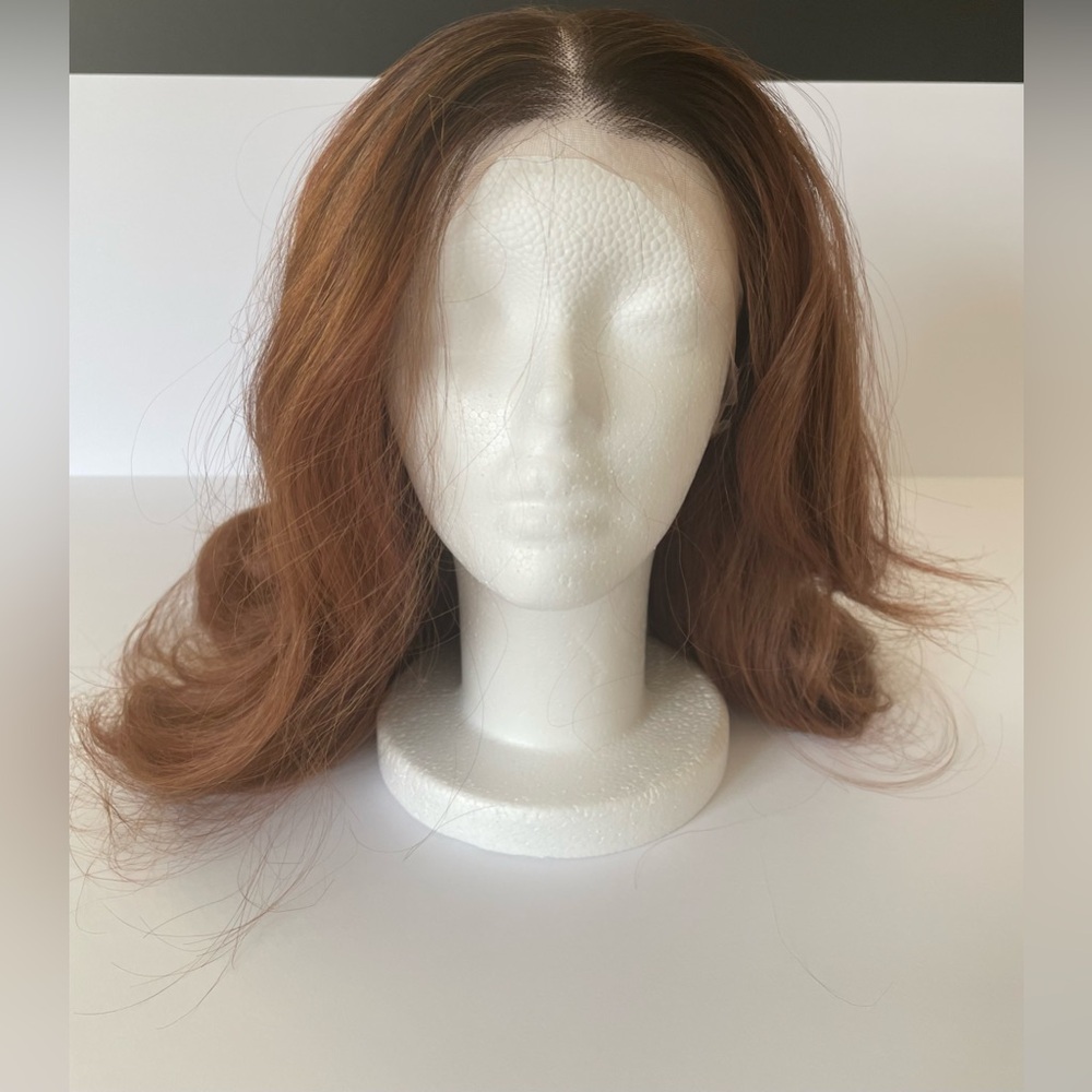 Chelsey Smith Crowns NWT Mystery 3 Wig Standard Cap - Picture 2 of 13